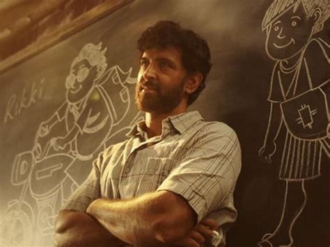 'Super 30' actor Hrithik Roshan Pens A Thank You Note To Teachers