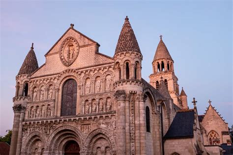 15 Best Things to Do in Poitiers (France) - The Crazy Tourist