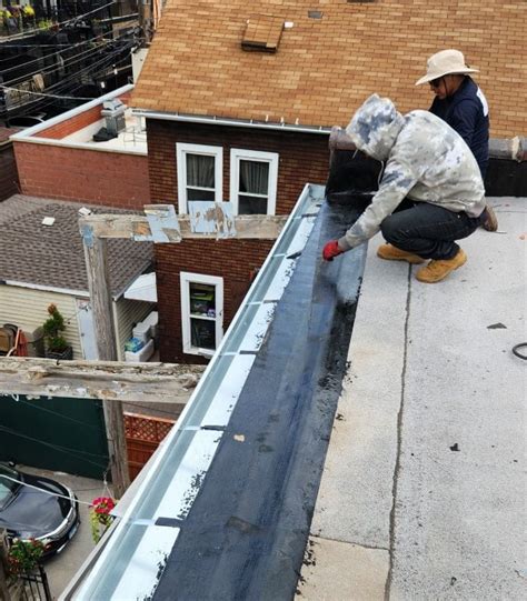 #1 Gutter Repair in Chicago | Encalada Gutters Chicago