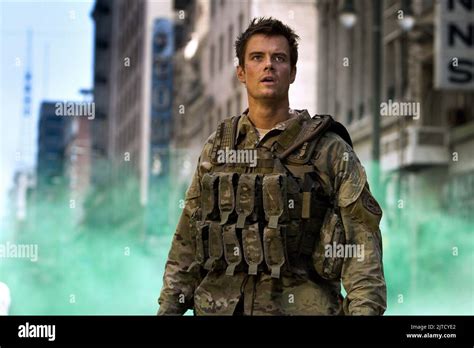 JOSH DUHAMEL, TRANSFORMERS, 2007 Stock Photo - Alamy