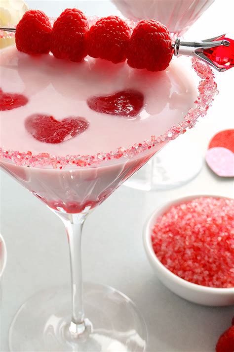 Love Charm Martini Cocktail - Wicked Good Kitchen | Chocolate cocktails, Valentine drinks ...