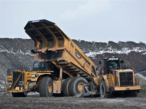 New Cat® 797F Mining Truck | N C Machinery