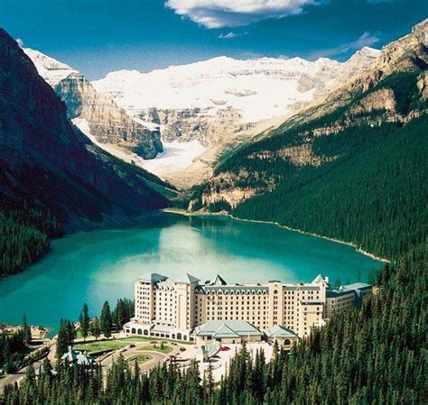 Fairmont Chateau Lake Louise Hotel (Banff National Park, near Calgary, Alberta, Canada) Lake ...