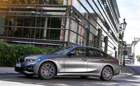 2020 BMW 3 Series Hybrid Unveiled Globally