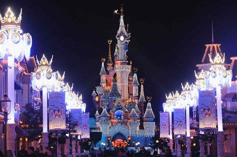 Disneyland Paris to Host First Official Disney Park LGBT Pride Event