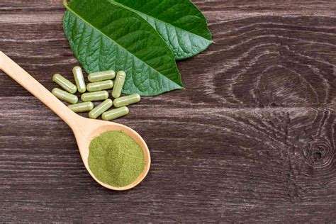 Kratom: Effect on Brain, Traditional Uses, Side Effects