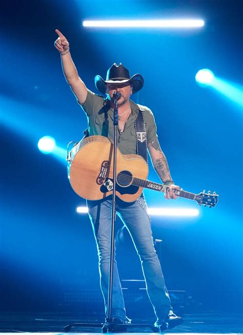 Jason Aldean abruptly ends concert after suffering heat exhaustion: 'It ...