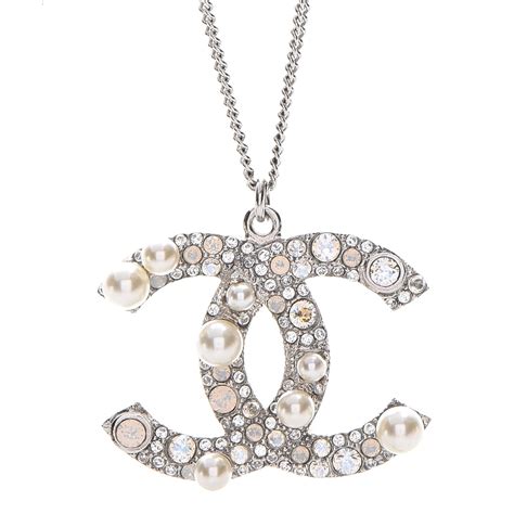 CHANEL Crystal Pearl CC Pendant Necklace Silver 230775
