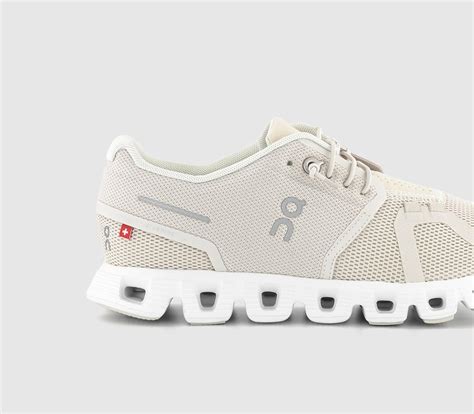 On Running Cloud 5 Trainers Pearl White F - Women's Trainers