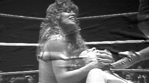 The Fabulous Moolah vs. Wendi Richter – the match book