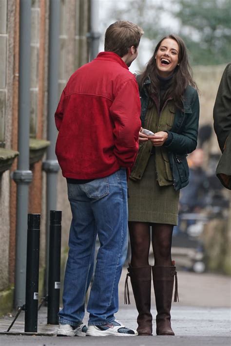 Ed McVey as Prince William and Meg Bellamy as Kate Middleton on the Set of THE CROWN | LaptrinhX ...