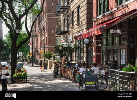 Brooklyn Heights, view in summer along Montague Street in Brooklyn ...