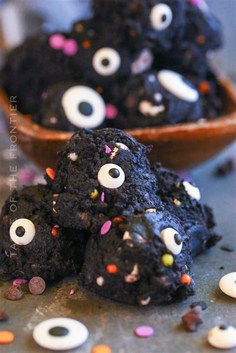 Halloween Cookie Dough - Yummi Haus