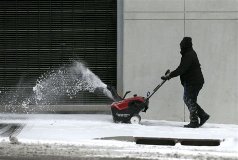 2 dead in Texas as winter storm hits U.S. leaving millions without power - National | Globalnews.ca