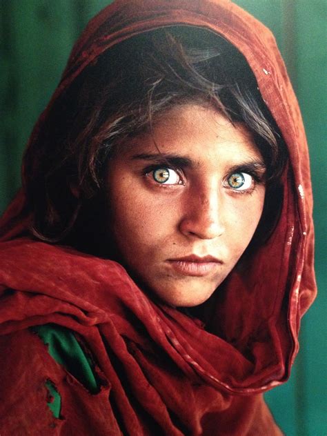National Geographic Afghan Girl Wallpaper
