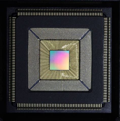 New microchip demonstrates efficiency and scalable design