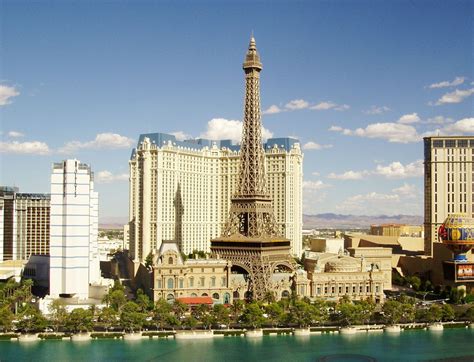 Paris Las Vegas - Reviews & Best Rate Guaranteed | Vegas.com | Paris las vegas, Las vegas hotels ...