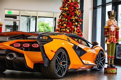 The Very First Lamborghini Sian Delivered In The U.S. Right In Time For The Holidays | Carscoops