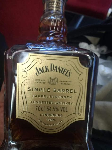 Jack Daniel's Single Barrel Barrel Strength - 17-5593 [Review] : r/bourbon