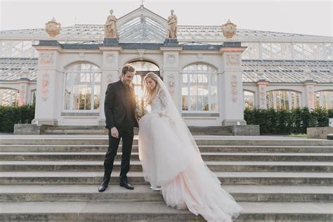 Marzia Kjellberg (@itsmarziapie) • Marzia and Felix Wedding. Location: The Temperate House in ...