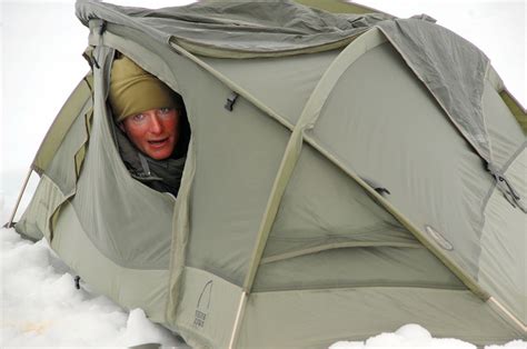 10 Best Survival Blanket Reviews: Stay Warm and Sheltered in an Emergency - Safety Hunters