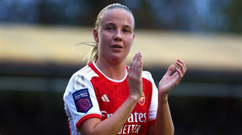 Beth Mead makes first Arsenal start in 12 months as Gunners beat Brighton; Bristol City hold ...