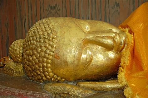 Buddha Gold Statue at the Mahaparinirvana Temple Kusinara or Kushinagar Uttar Pradesh India ...