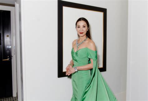 Michelle Yeoh Shares Her Met Gala 2022 Beauty Secrets, From Sheet Masks ...