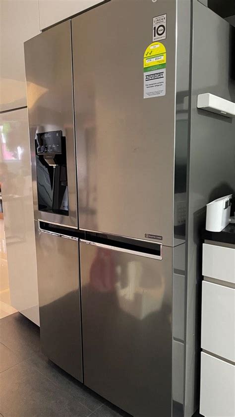 LG Fridge - 2 door + water dispenser, TV & Home Appliances, Kitchen Appliances, Refrigerators ...