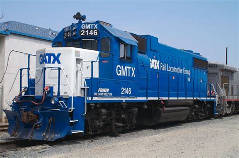 Vehicle - Rail - Locomotive - EMD GP38-2