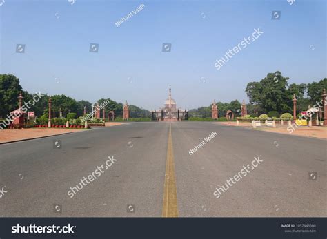 President House India Stock Photo (Edit Now) 1057443608