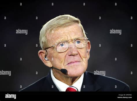 Lou holtz notre dame hi-res stock photography and images - Alamy