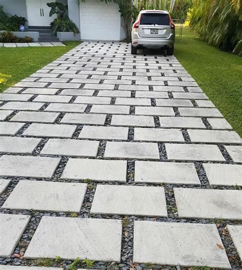 Modern Driveway, Diy Driveway, Driveway Design, Driveway Landscaping, Driveway Ideas, Driveway ...