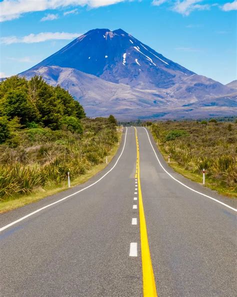 12 Things to KNOW Before Visiting Tongariro National Park (2024 Guide!)