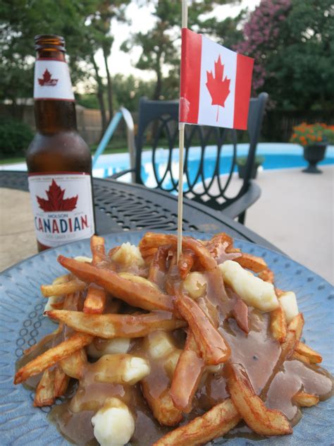 [Homemade] - Canadian Poutine. : r/food