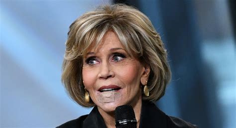 Jane Fonda Recently Had Cancer Removed from Her Lip | Jane Fonda, Lily Tomlin | Just Jared ...