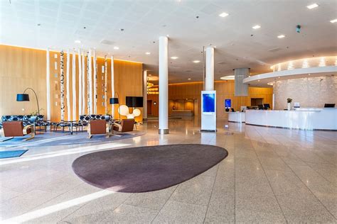 Hilton Helsinki Airport - opening hours, address, phone