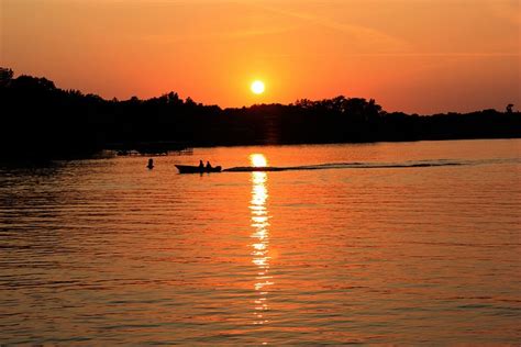 Lake Minnetonka | Minnesota - Land of 10,000 Lakes | Pinterest