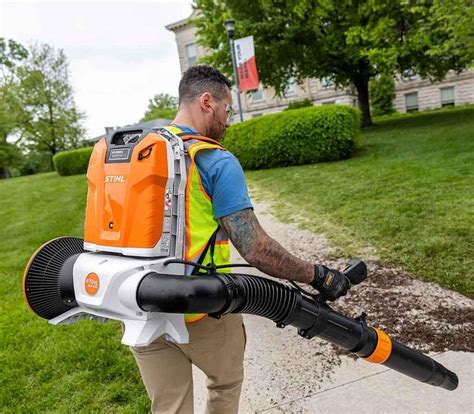 New: Stihl BGA 300 Backpack Blower | Power Equipment Trade