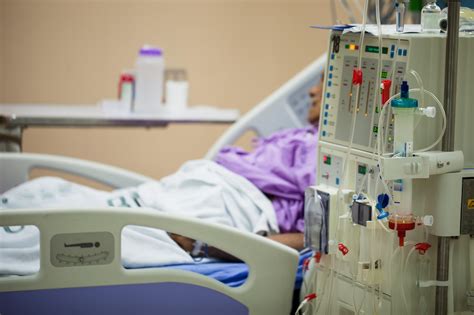 Dialysis | Hemodialysis | Peritoneal dialysis | MedlinePlus