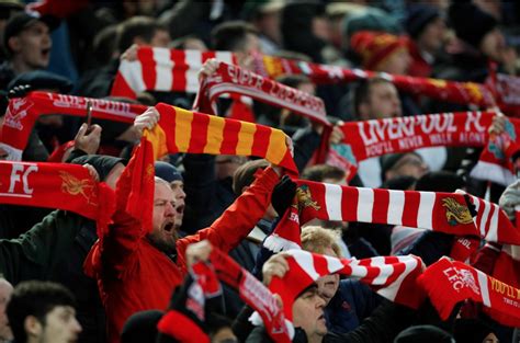 Liverpool fans get ready to celebrate league title - NYK Daily