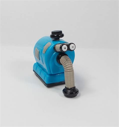 Teletubbies - Noo Noo Vacuum Cleaner - Mini Toy Figure - 4 cm Tall | Teletubbies, Vacuum cleaner ...