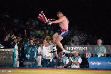 USA Rulon Gardner victorious vs Russia Alexander Karelin during Men's... News Photo - Getty Images