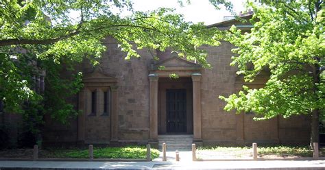 Yale Skull and Bones Tomb | Sage Ross | Flickr