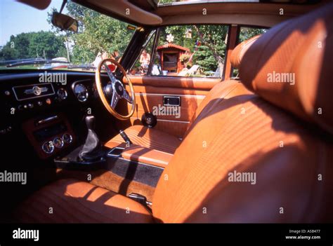 Mgb interior hi-res stock photography and images - Alamy