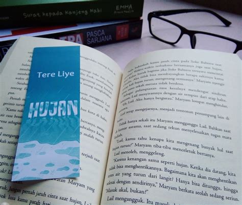 Secarik Kesan, Novel Hujan - Tere Liye