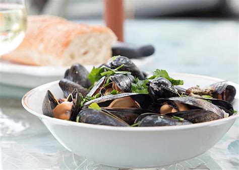 Mussels in Mushroom Cream Sauce – Art of Natural Living