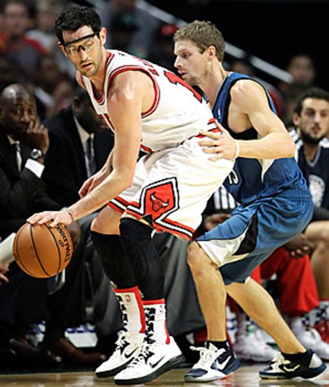 Bulls G Hinrich leaves with hip injury - Sports Illustrated