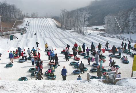 4 Best Ski Resorts in Virginia, 2024/25 | PlanetWare