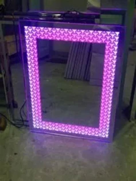 Wall Mounted Glass LED Bathroom Mirror, For Home, Touch Sensor at Rs 600/sq ft in Kolkata